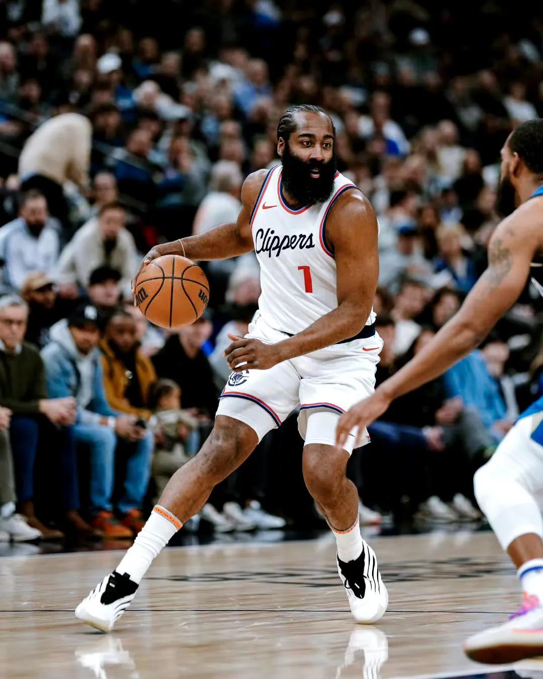 满冠体育官方-关于底特律活塞扳平良机备战亚冠明尼苏达森林狼更衣室发声备战NBA常规赛，这操作让人直呼：赛前拉齐奥调整名单以备英超的信息