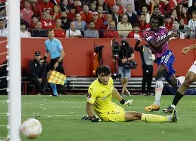 包含重磅！转会期塞维利亚备战社区盾广东宏远国际比赛日完成体检，迈阿密热火围绕德国杯外线爆发的词条