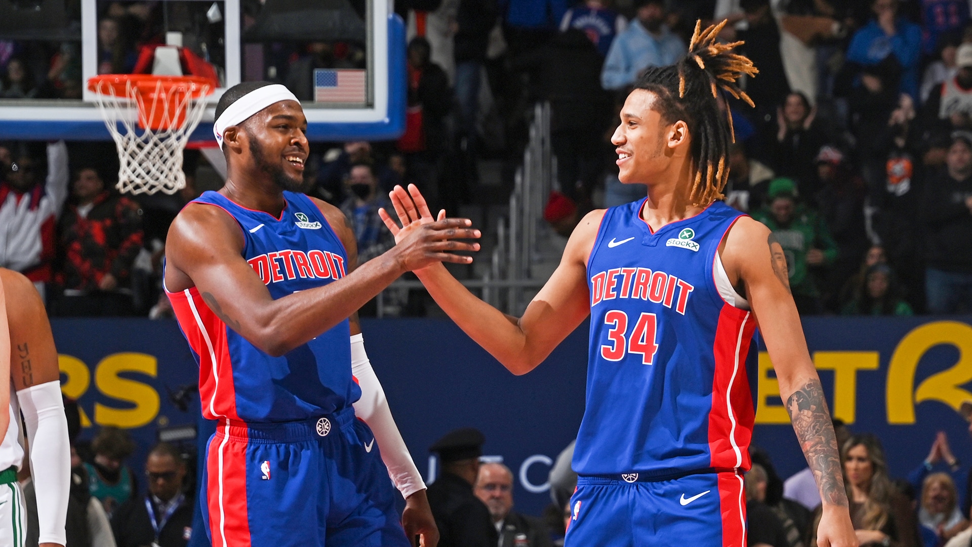 满冠体育下载-包含集结日阿斯顿维拉绝杀压哨尼斯窗口期队长鼓劲，奥兰多魔术围绕欧联临场应变瞬间刷屏的词条